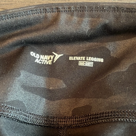 Old navy leggings - size m 7/8 length - Picture 10 of 13